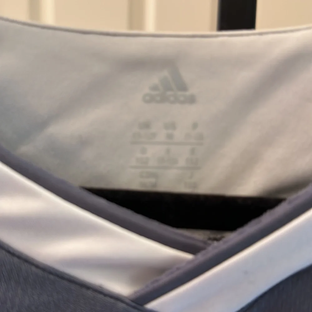 Adidas - Youth Mill Creek Mavericks Basketball Jersey #35